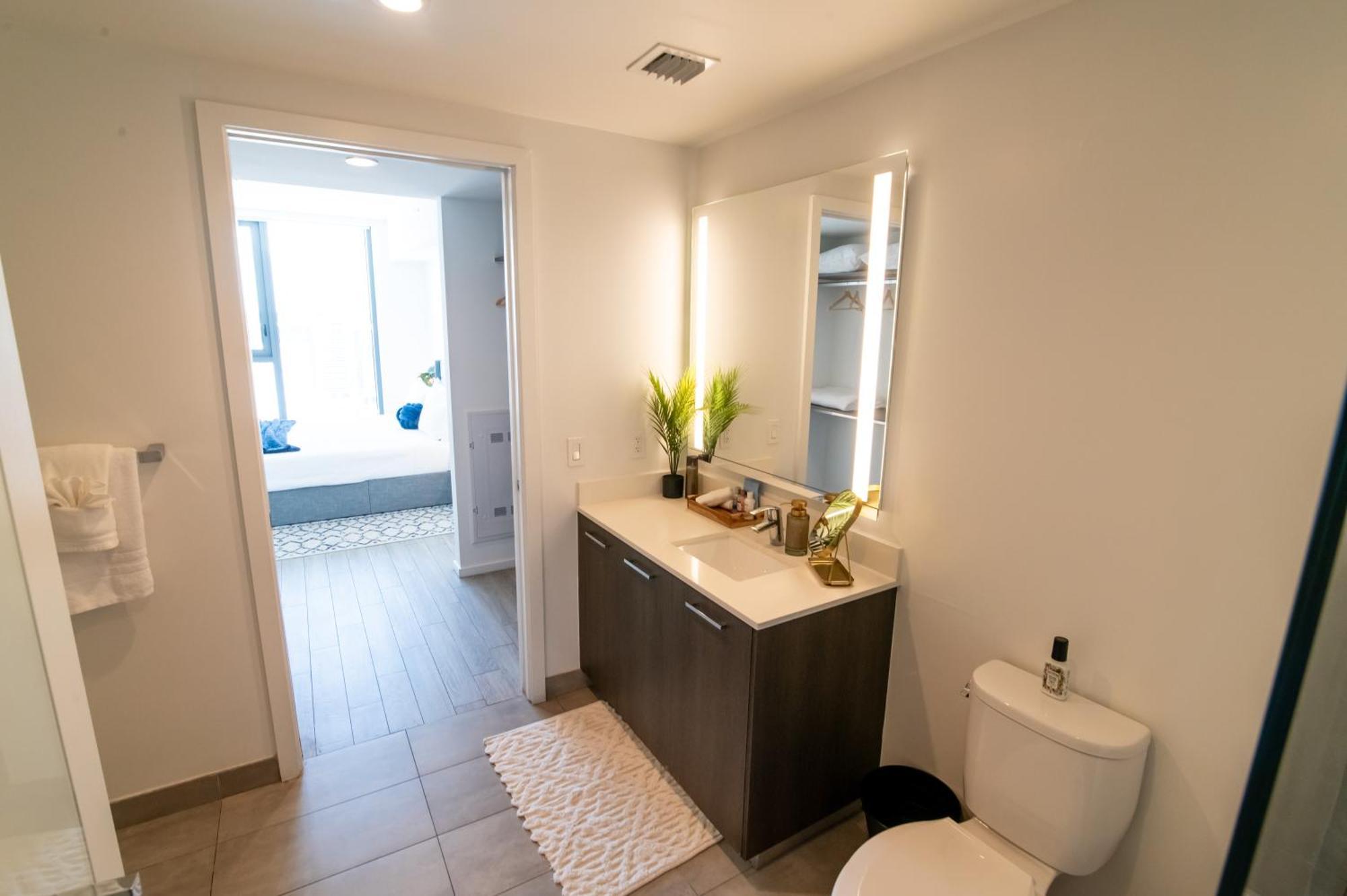 Luxurious King Bed Suite In Downtown Μαϊάμι Εξωτερικό φωτογραφία